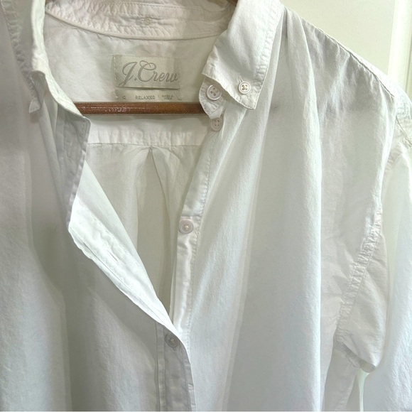 J. Crew Tops - EUC J Crew relaxed cotton button up. Size 10. Roomy. Lightweight. Somewhat sheer